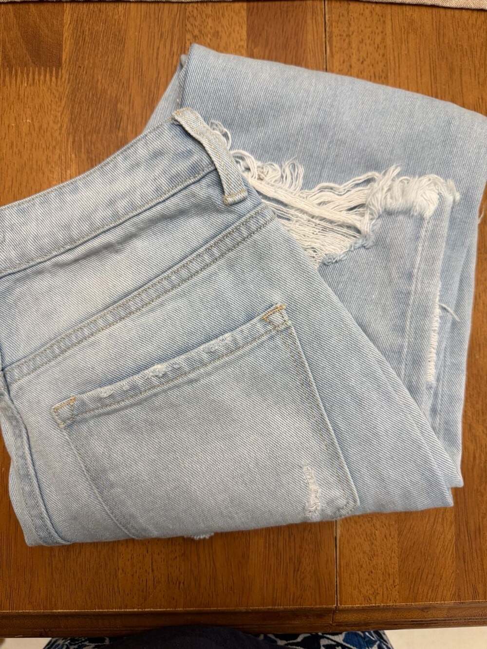 Flying Monkey Distressed Ripped Cropped Jeans Light Wash - Picture 3 of 10